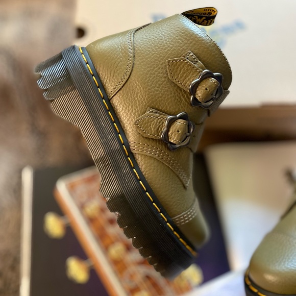 Dr. Martens Devon Flower Buckle Leather Platform Boots - Picture 5 of 16